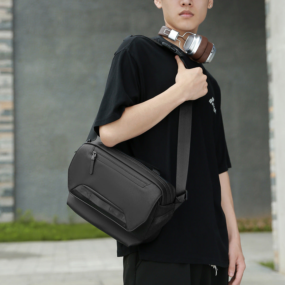 Versatile Crossbody Shoulder Bag LoungeYard — product view 3