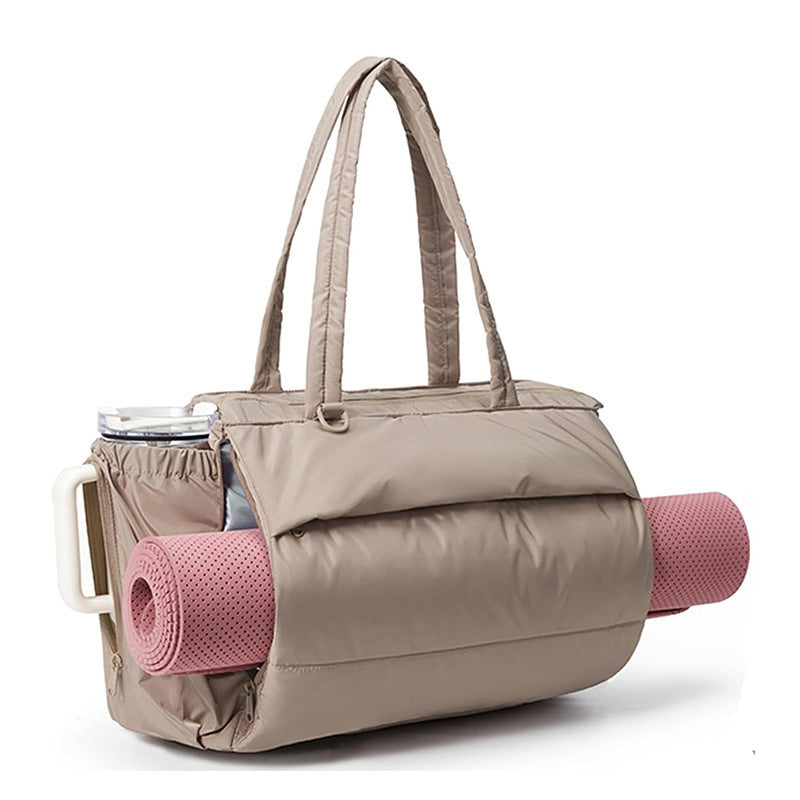 Versatile shopping bag with zip pockets LoungeYard — product view 1