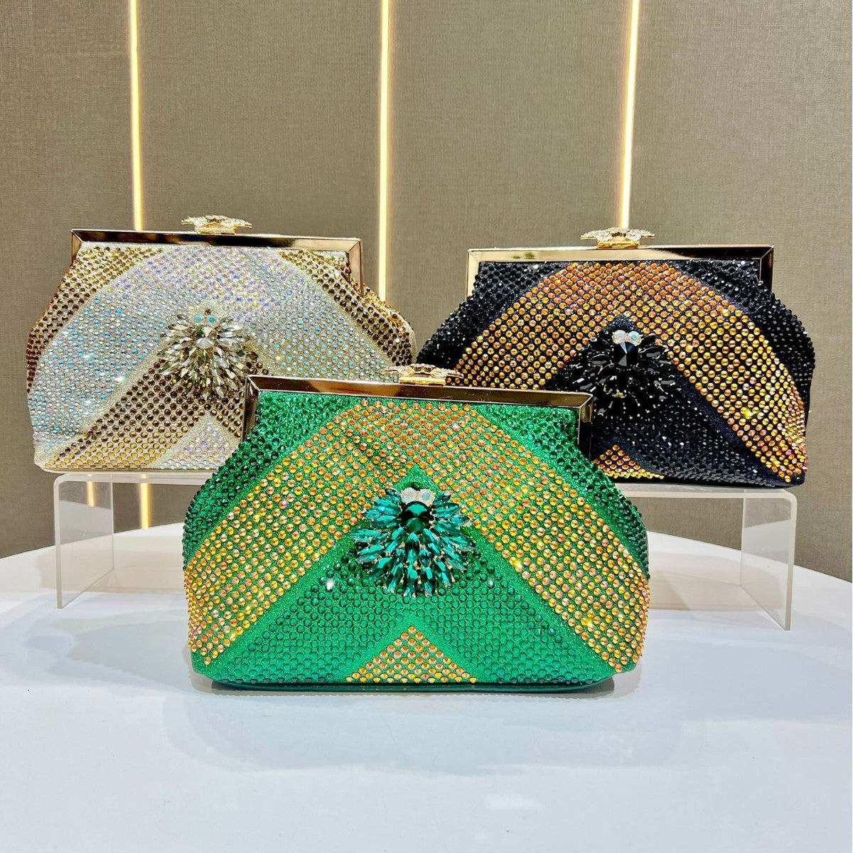 Dazzling Rhinestone Evening Clutch — product view 4