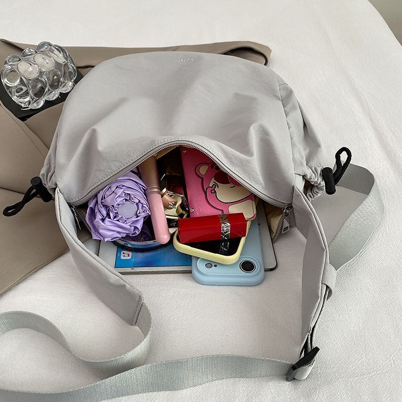 Relaxed Sling Bag LoungeYard — product view 4