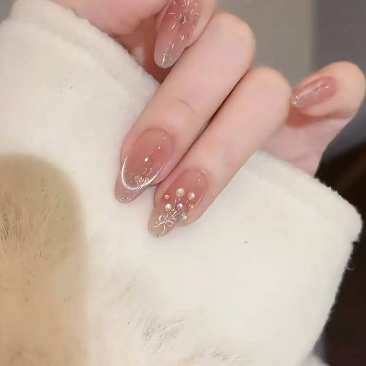 Premium Decorative Nail Art Extensions — product view 1