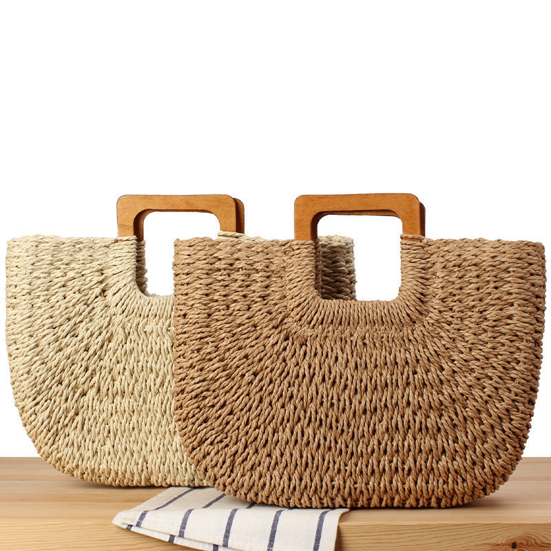 Braided beach bag with wooden handle LoungeYard — product view 1