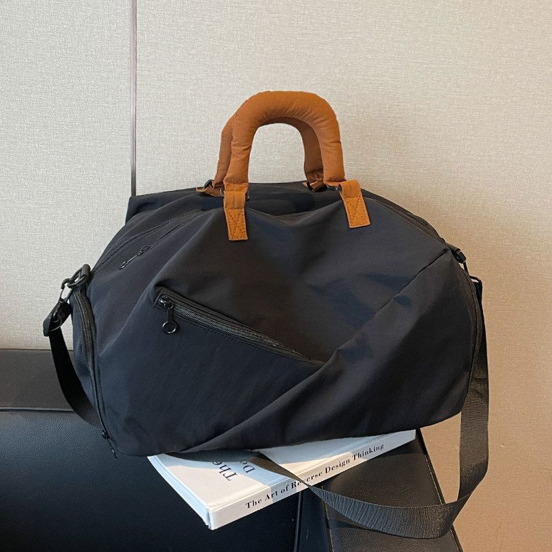 Versatile Lightweight Travel Duffle Bag LoungeYard — product view 7