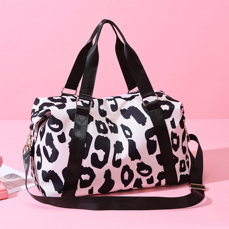 Chic Utility Travel Duffle Bag LoungeYard — product view 3
