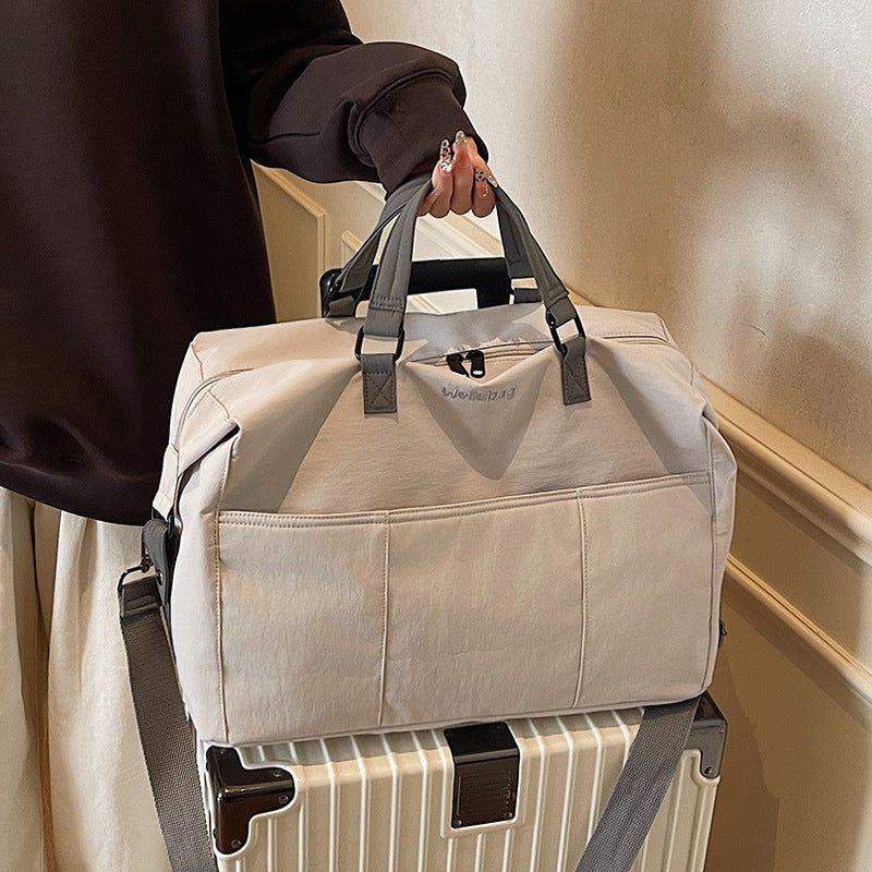 Premium Versatile Travel Duffle — product view 4