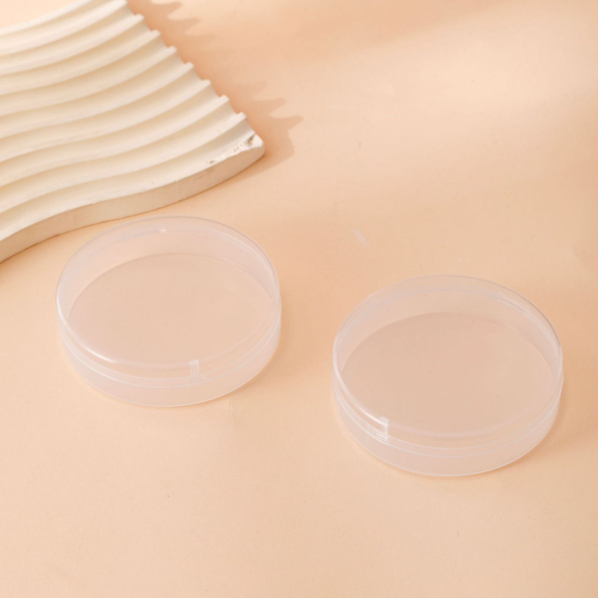 Compact Travel Storage Case LoungeYard — product view 4