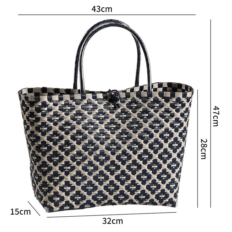 Stylish Woven Beach Tote LoungeYard — product view 3