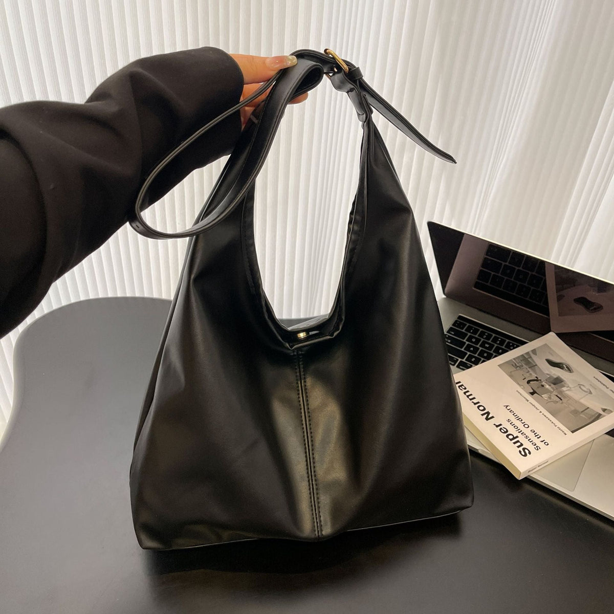 Elegant Leather Tote — product view 5