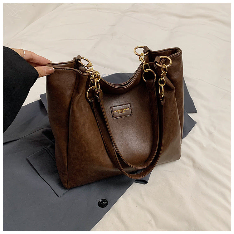 Chic Luxe Handbag LoungeYard — product view 7