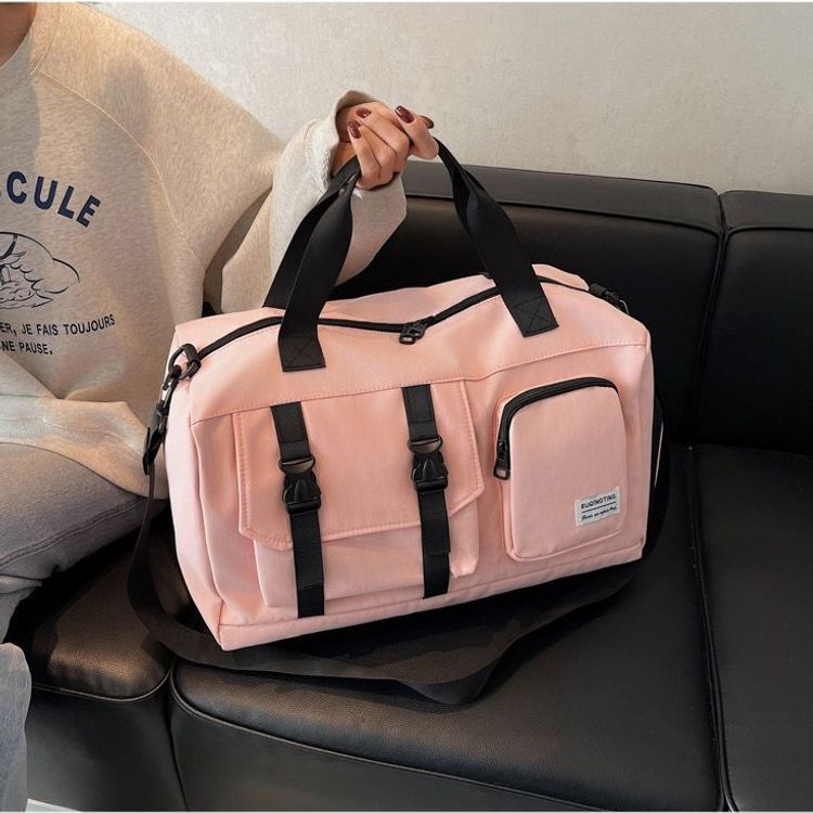 Versatile Carry-On Duffel Bag LoungeYard — product view 6