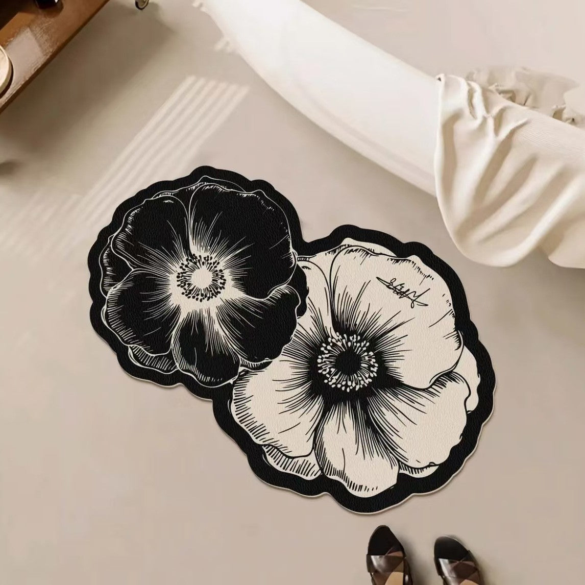 Floral Print Bath Mat LoungeYard — product view 2
