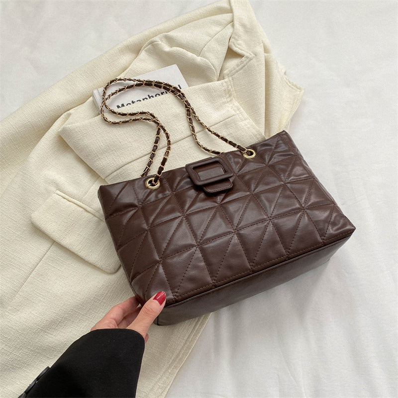 Elegant Quilted Handbag — product view 4