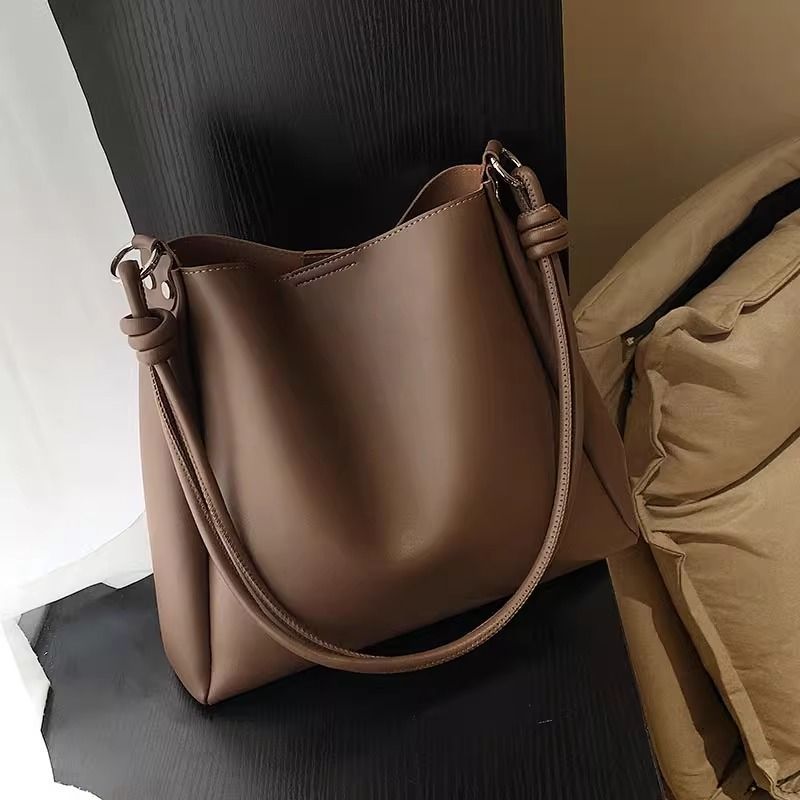 Premium Leather Slouchy Tote LoungeYard — product view 7