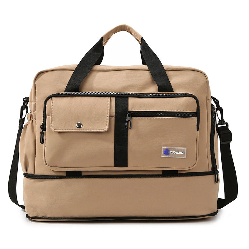 Multifunctional travel bag with thoughtful compartments LoungeYard — product view 6