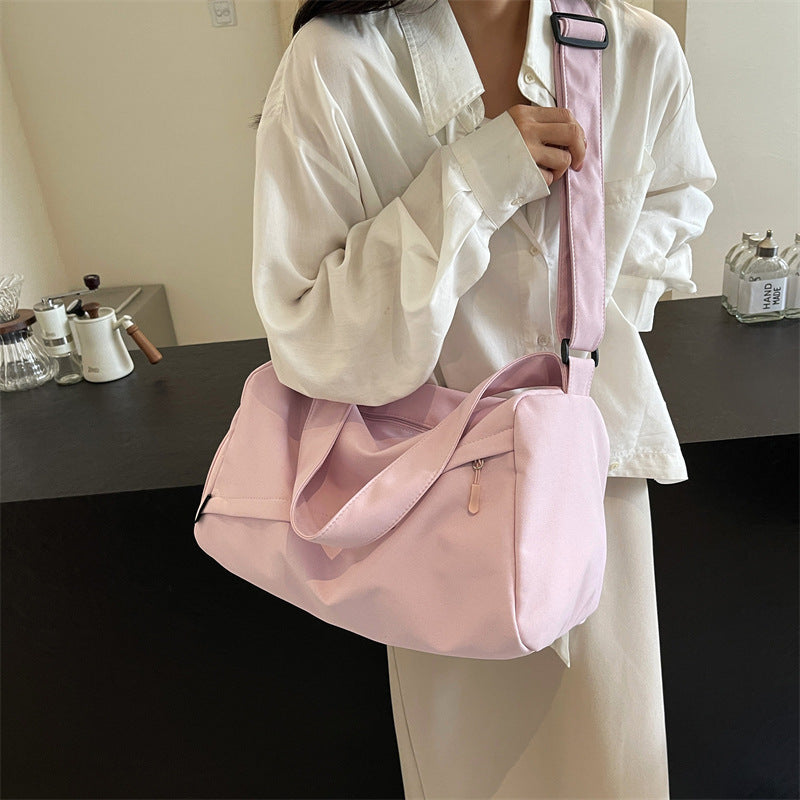 Modern Travel Bag With Multifunctional Compartments LoungeYard — product view 2