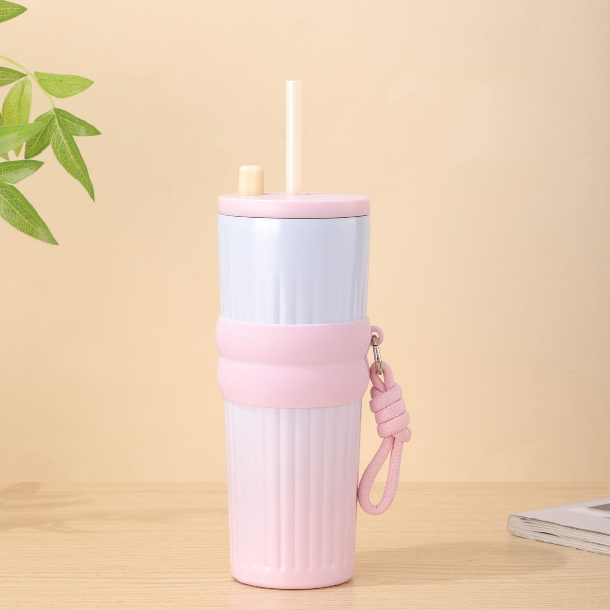 Ladies multifunctional insulated drinking bottle with integrated straw and practical carrying handle LoungeYard — product view 7