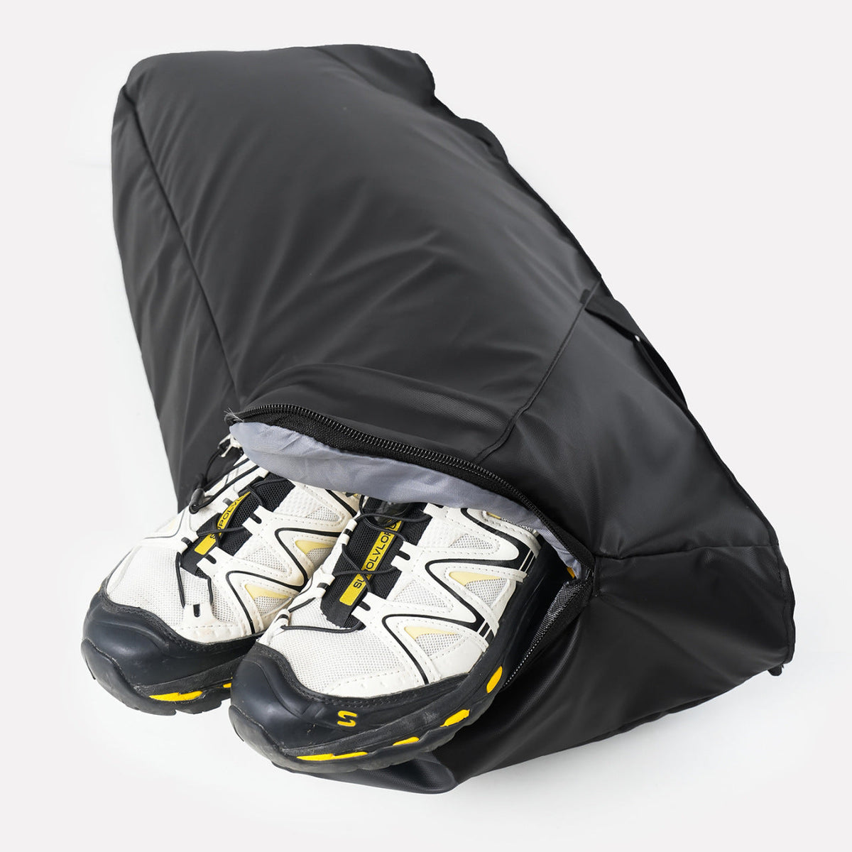 Sporty tote bag with versatile compartments LoungeYard — product view 2