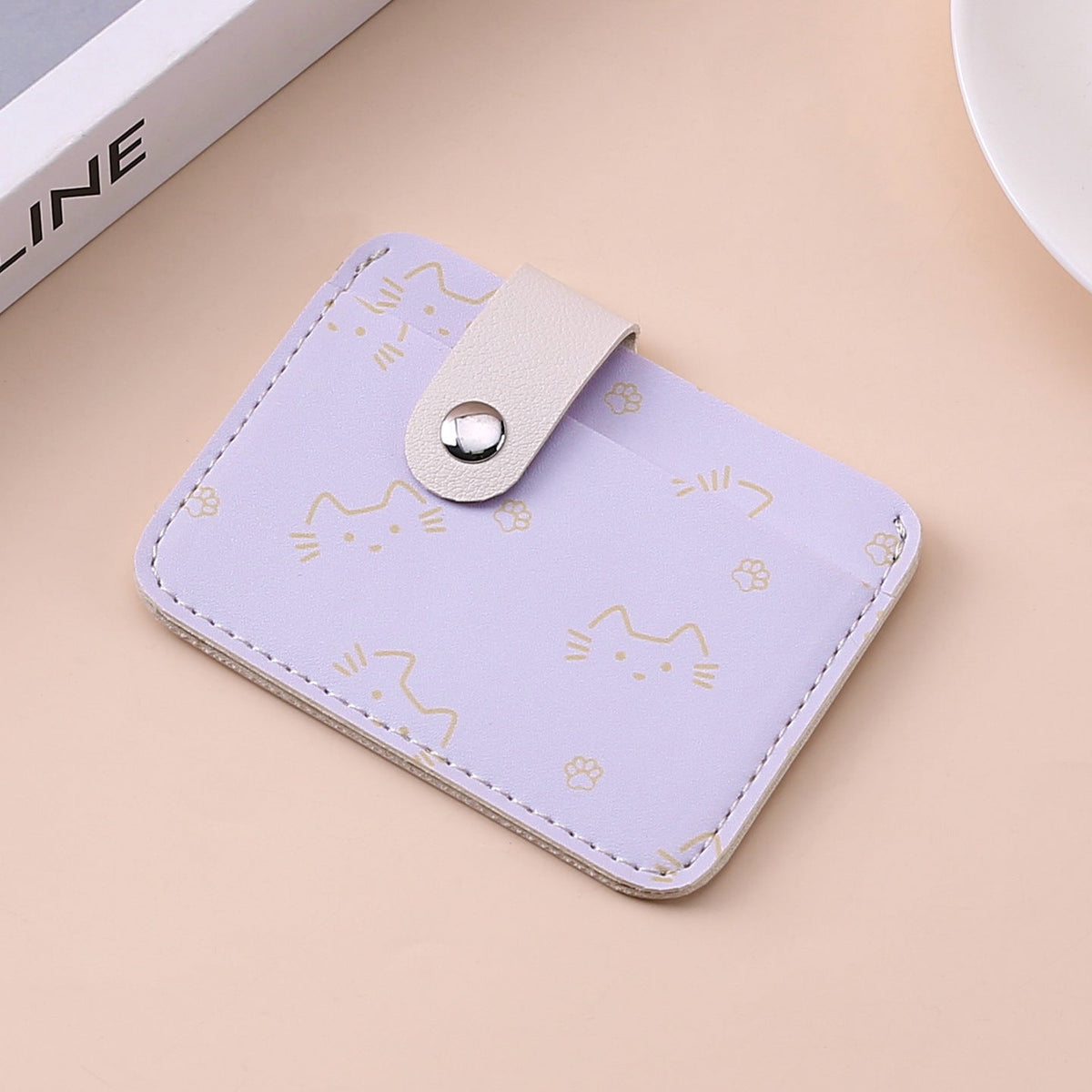 Adorable Cat-Themed Cardholder — product view 5