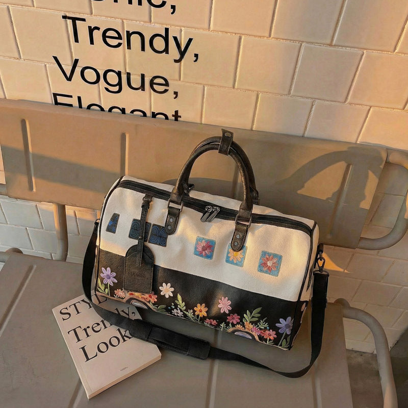 Fashionable Travel Bag LoungeYard — product view 2