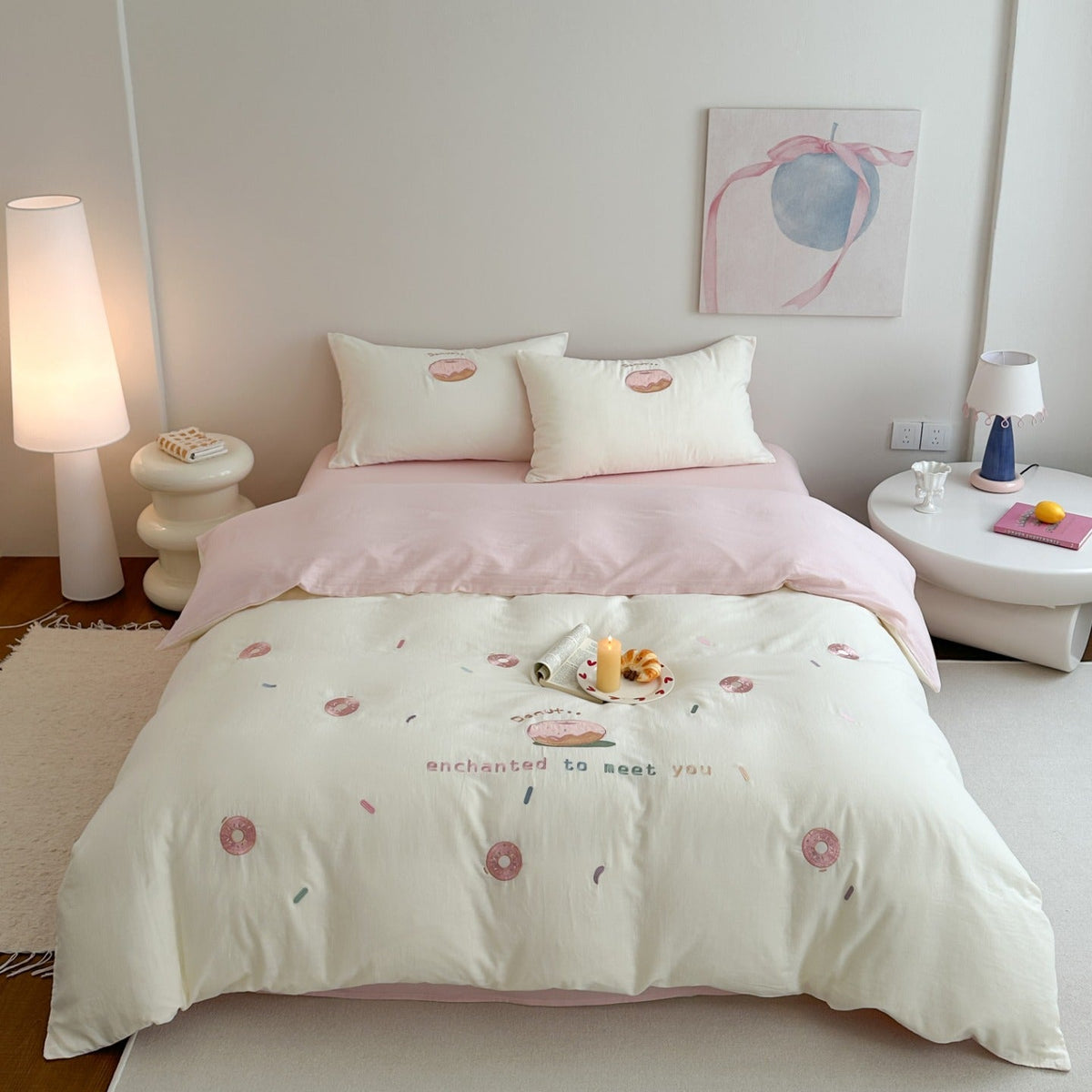 Cotton bedding set with embroidered donut motif and pillowcases LoungeYard — product view 4