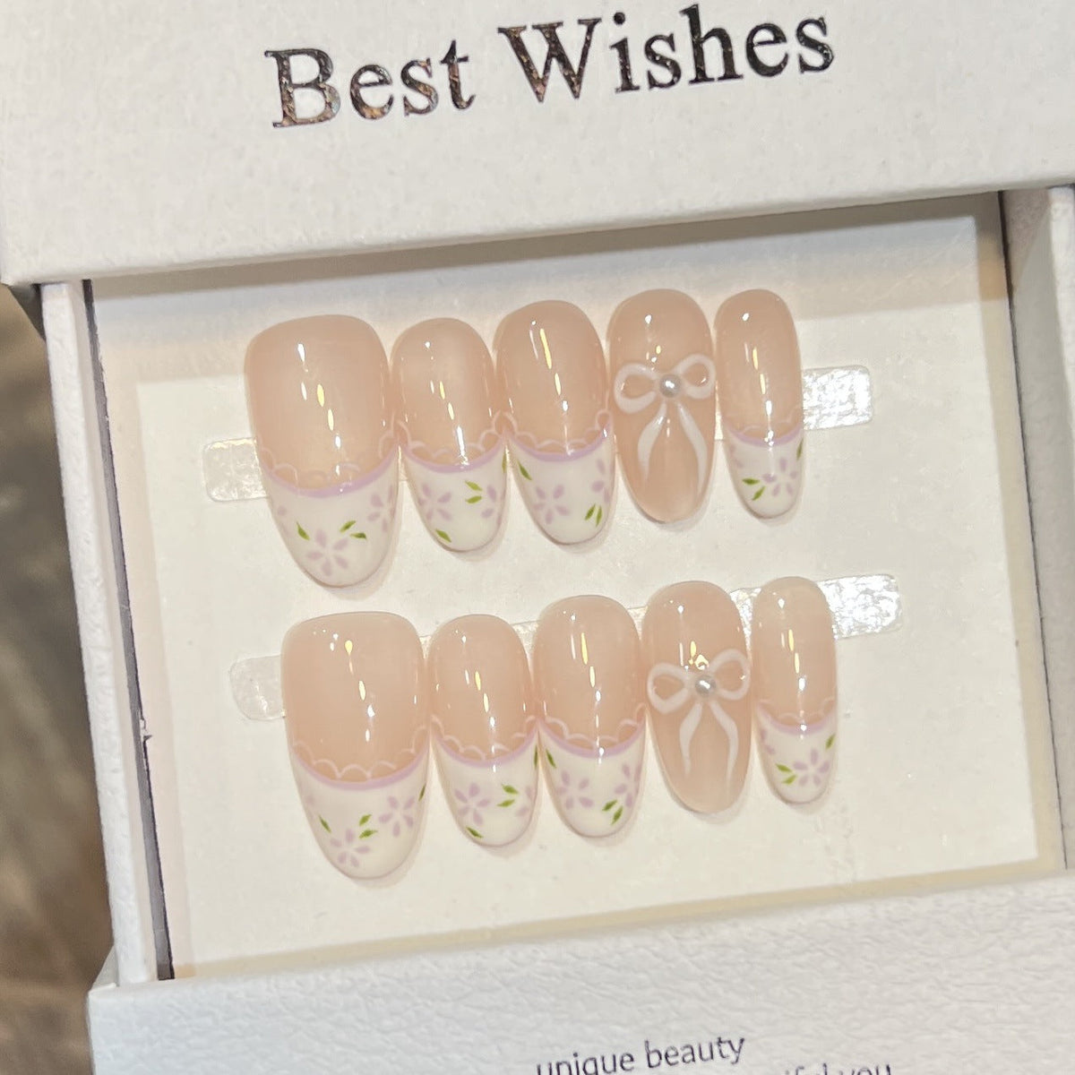Elegant Reusable Press-On Nail Art Set — product view 4