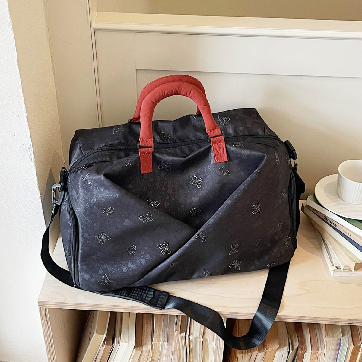 Elegant Utility Travel Duffel LoungeYard — product view 7