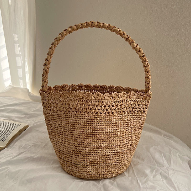 Handcrafted Leisure Bag Made of Woven Straw LoungeYard — product view 3