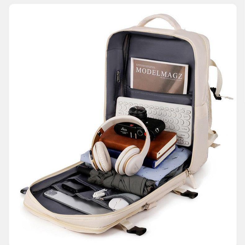 Versatile Ergonomic Backpack LoungeYard — product view 4