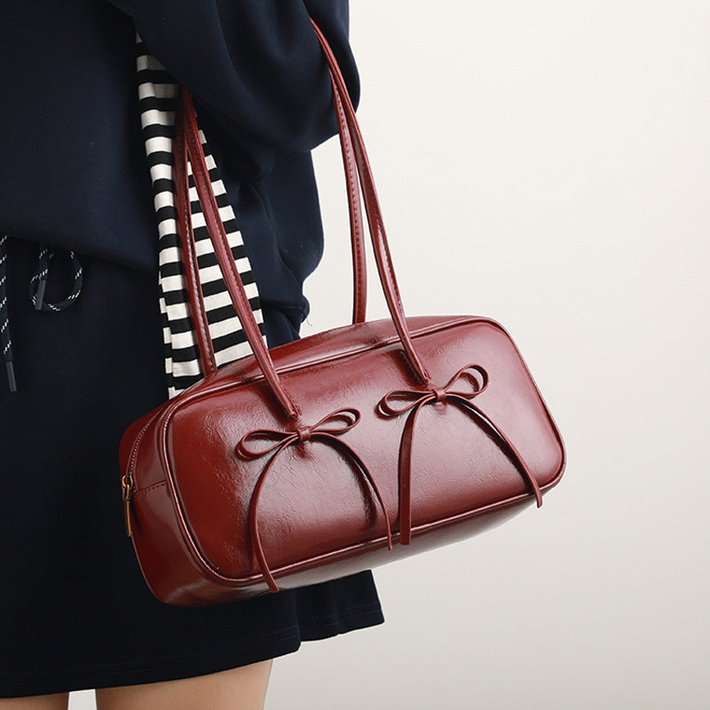 Stylish Leather Tote LoungeYard — product view 2