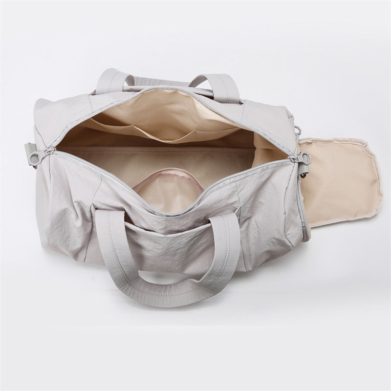Stylish leisure bag LoungeYard — product view 1