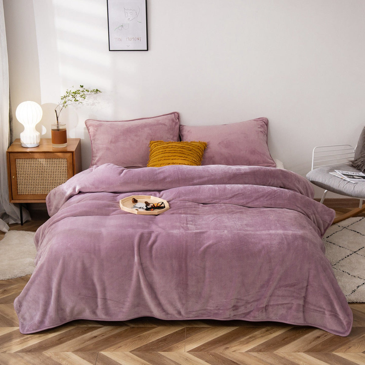 Ladies cozy microfiber blanket LoungeYard — product view 7