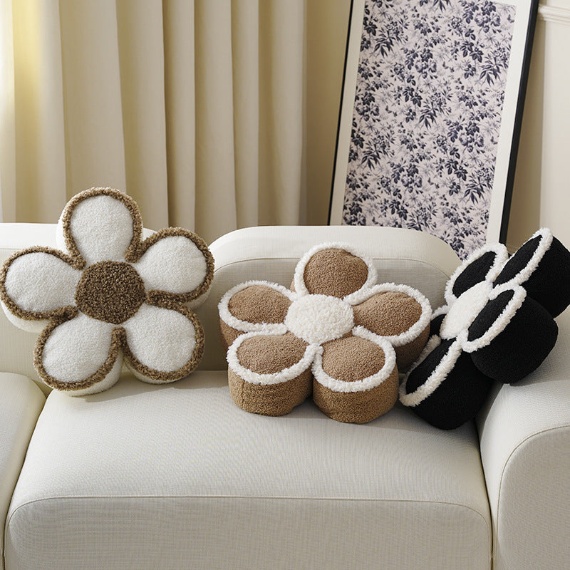 Flower-shaped short-pile bath mat made of soft tufting with non-slip backing LoungeYard — product view 3
