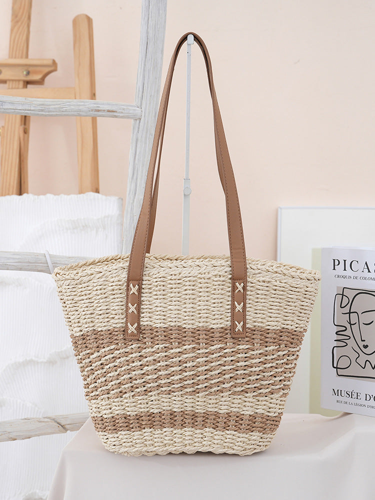 Handwoven beach bag with leather handles LoungeYard — product view 6