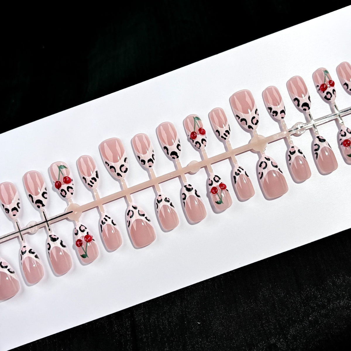 Elegant Press-On Nail Art Set 1790746251 — product view 2