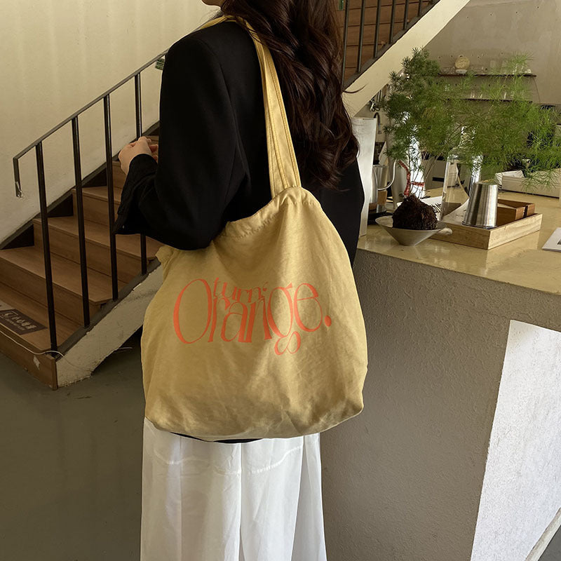 Everyday Tote LoungeYard — product view 3