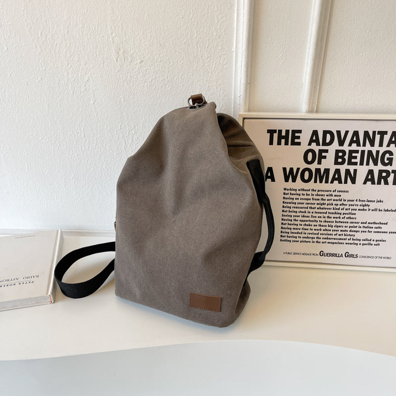 Multifunctional Leisure Bag with Structured Design LoungeYard — product view 4