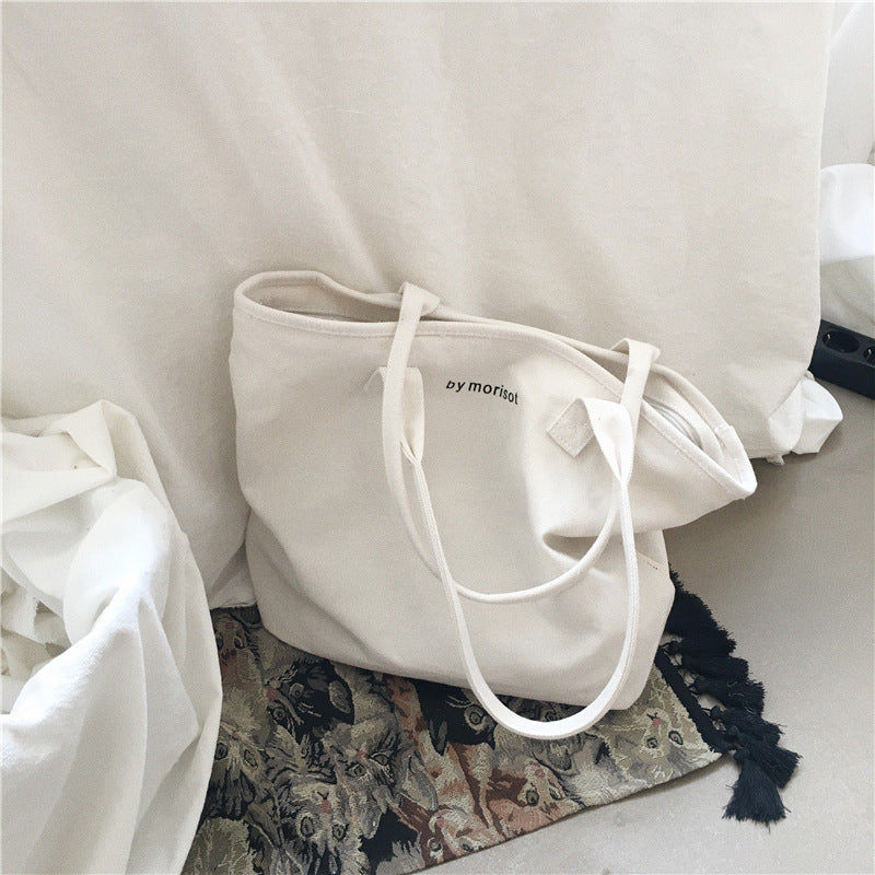 Everyday handbag with spacious interior and sturdy design LoungeYard — product view 1