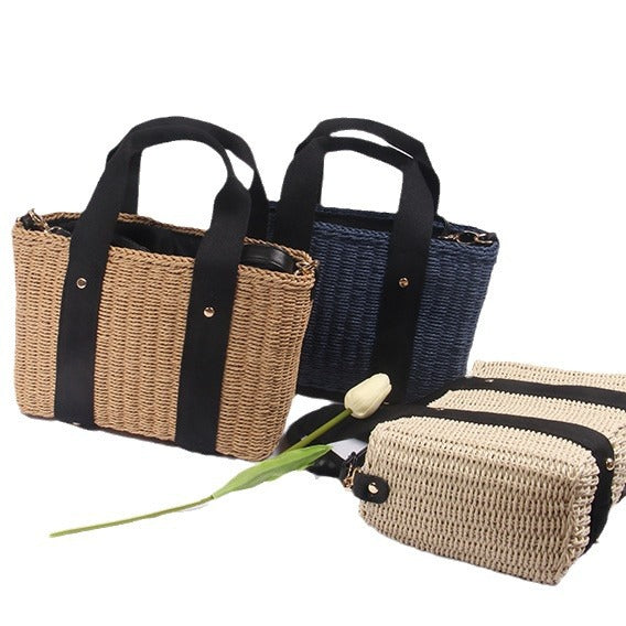 Spacious straw tote bag with comfortable, reinforced handles LoungeYard — product view 3