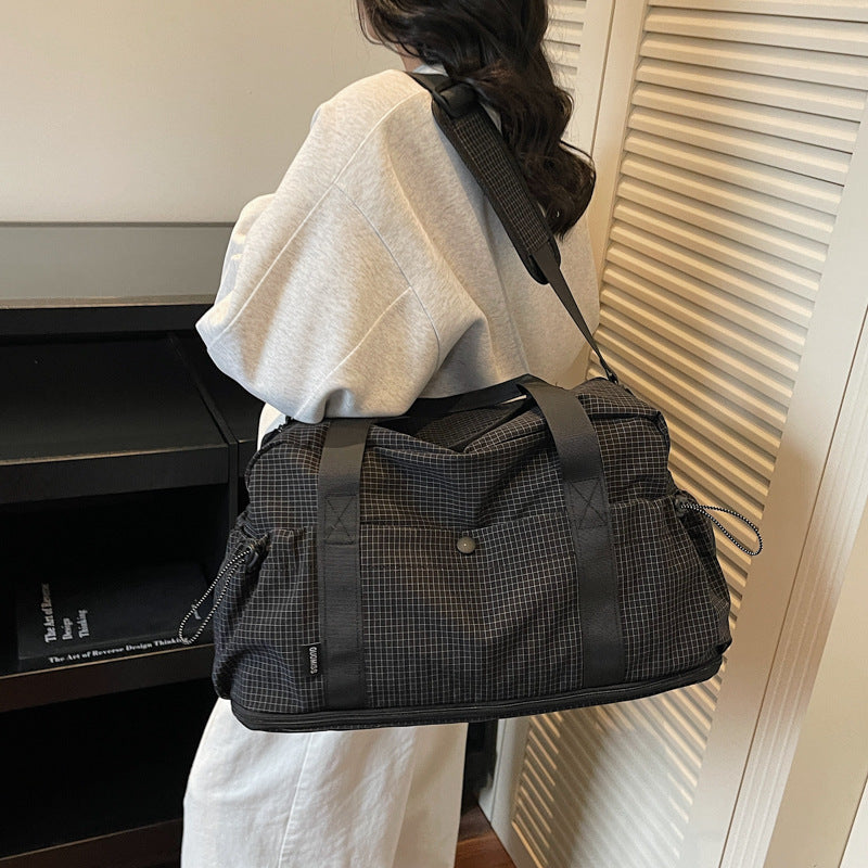 Functional Travel Duffle Bag LoungeYard — product view 4