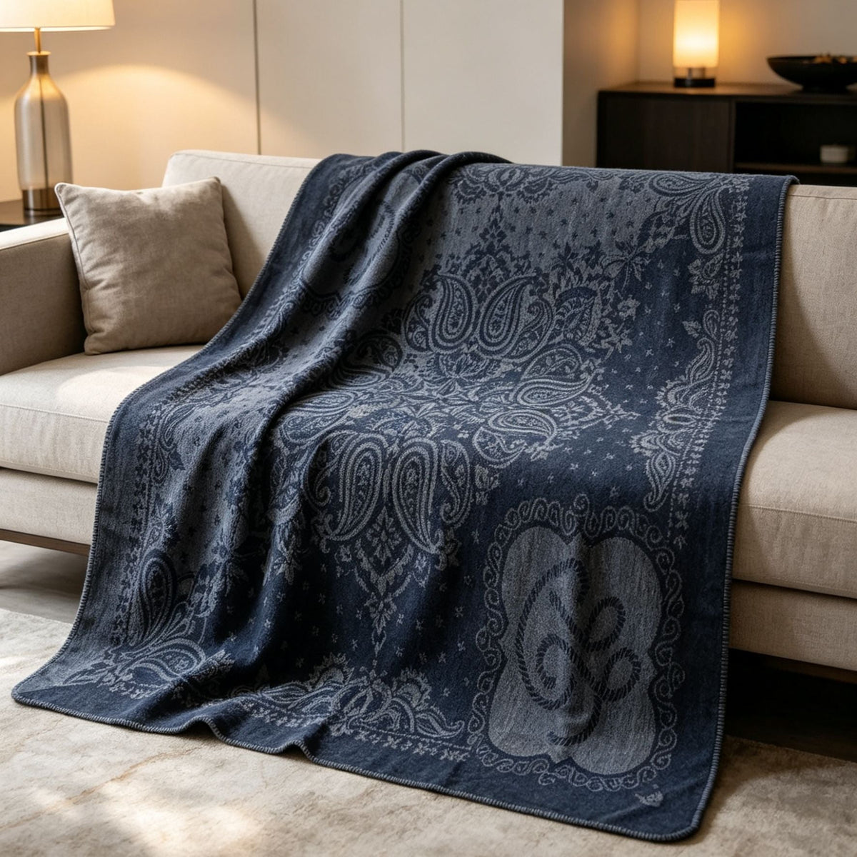 Decorative Equestrian-Themed Throw Blanket — product view 4