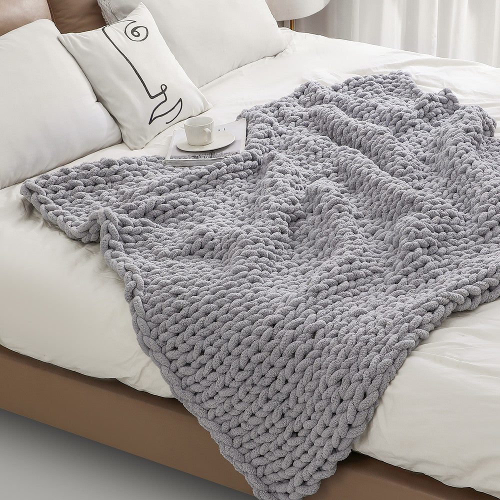 Chunky Knitted Blanket LoungeYard — product view 1
