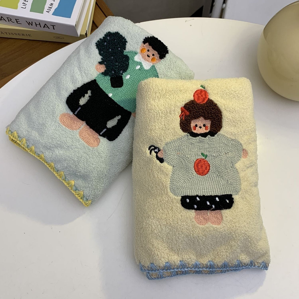 Cuddly blanket LoungeYard — product view 2