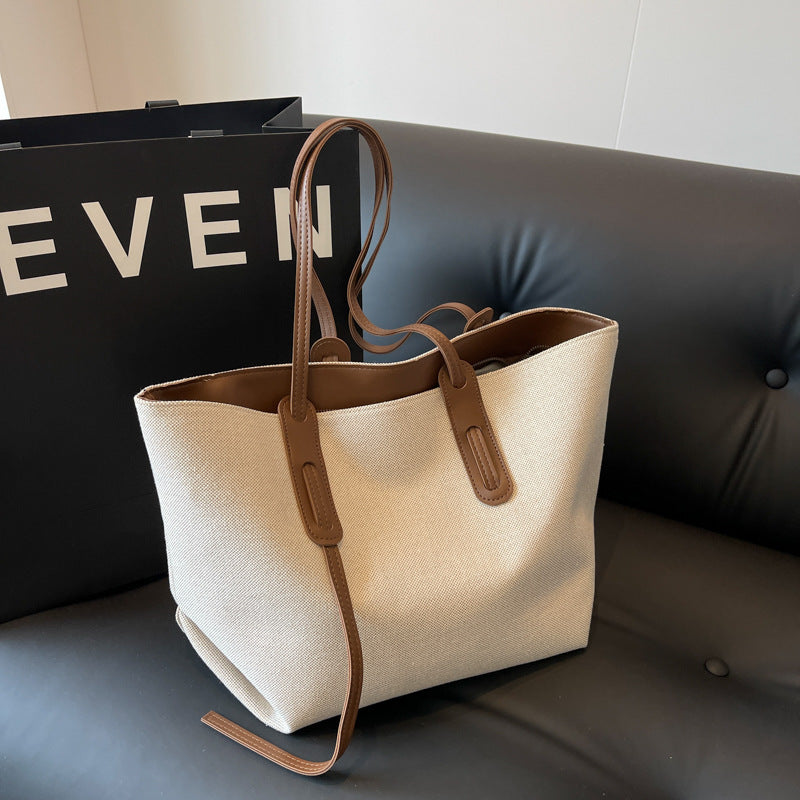 Spacious Utility Tote Bag LoungeYard — product view 7