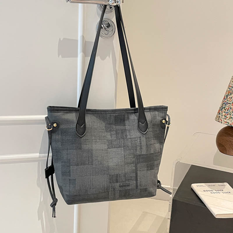 WoTextured Canvas Tote Bag LoungeYard — product view 4