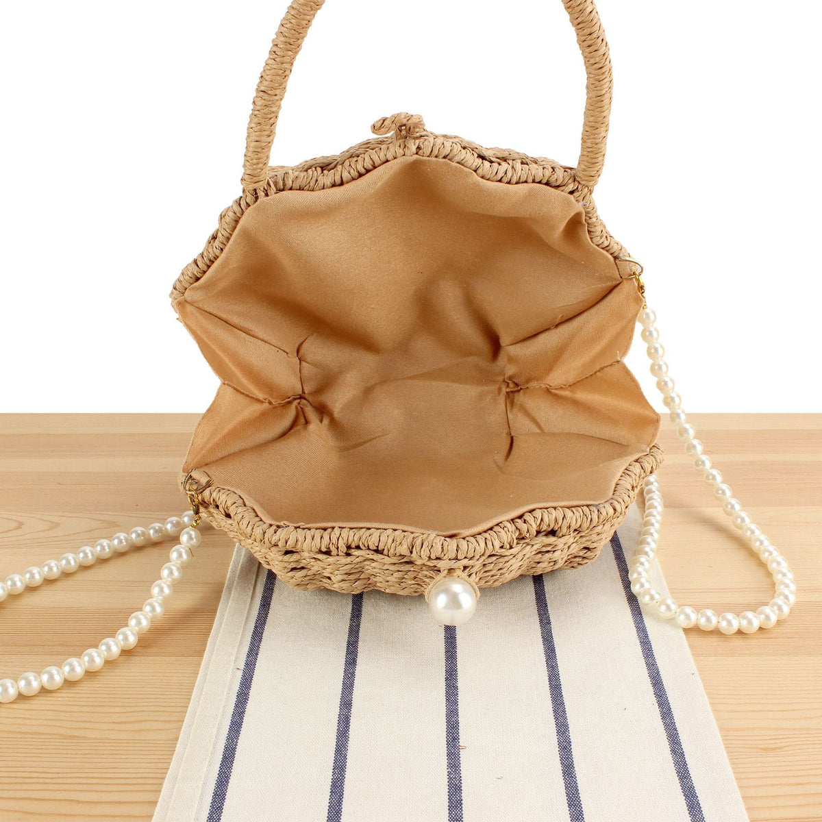 Handbag in Stylish Shell Design LoungeYard — product view 3