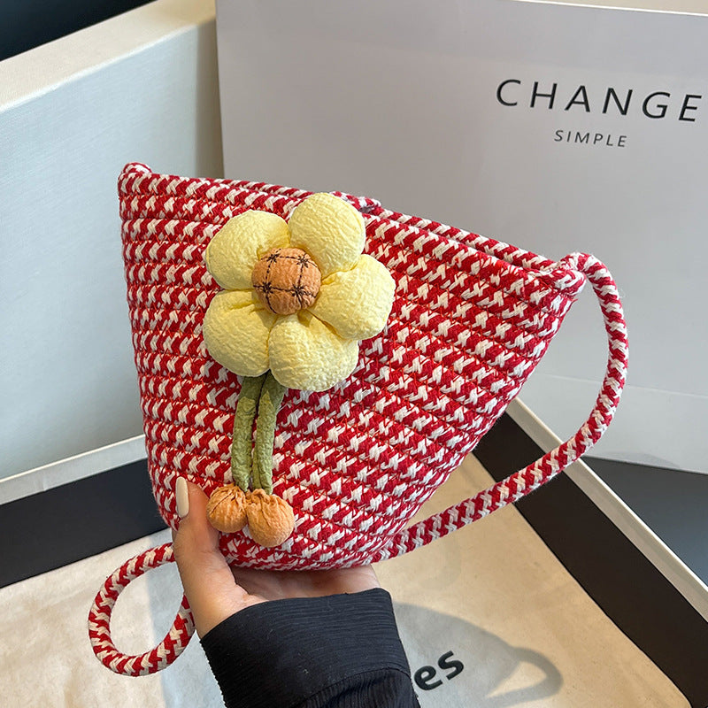 Decorative Floral Woven Bucket Bag — product view 3