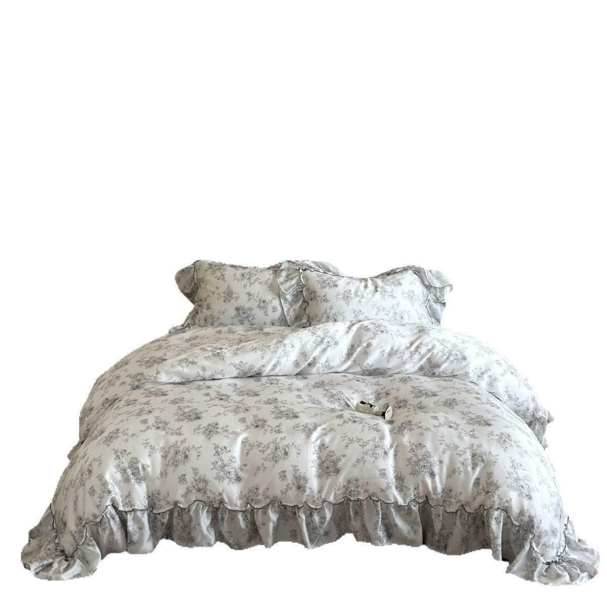 Elegant satin bedding set with ruffled edge and Toile-de-Jouy motif — product view 5