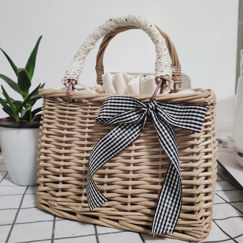 Women’s handbag with pearl chain LoungeYard — product view 5