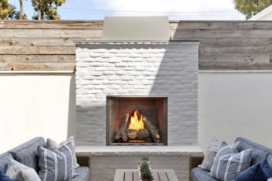 Majestic - 42&quot; Courtyard Outdoor Gas Fireplace - ODCOUG-42NR