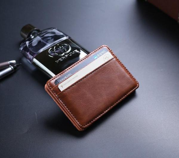 The Incredible Magic Wallet - Now 50% Off | LoungeYard — product view 2